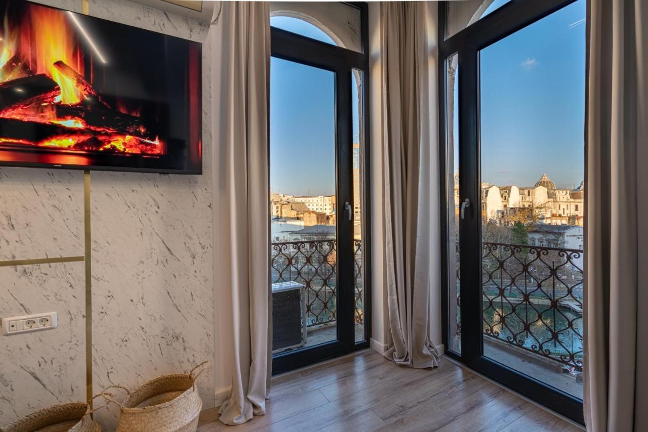 Golden View - Breathtaking Location In Bucharest Appartement Buitenkant foto